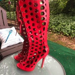 NWT Rock Me Baby ! 🌹